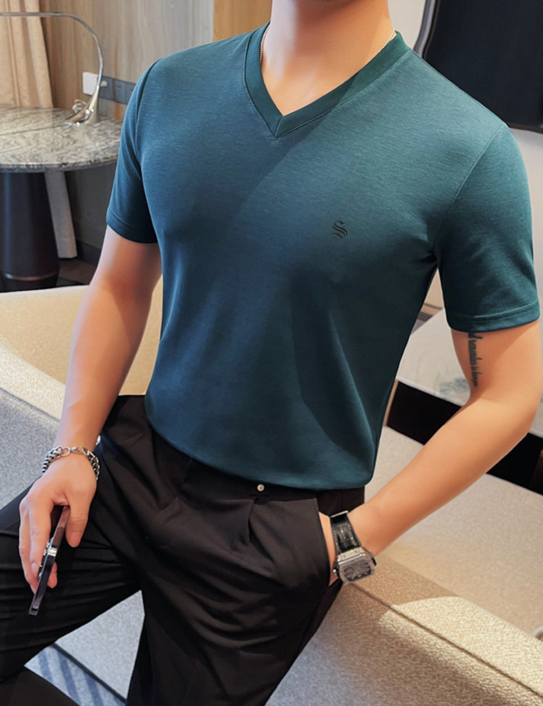 Kirki - V -Neck T-Shirt for Men