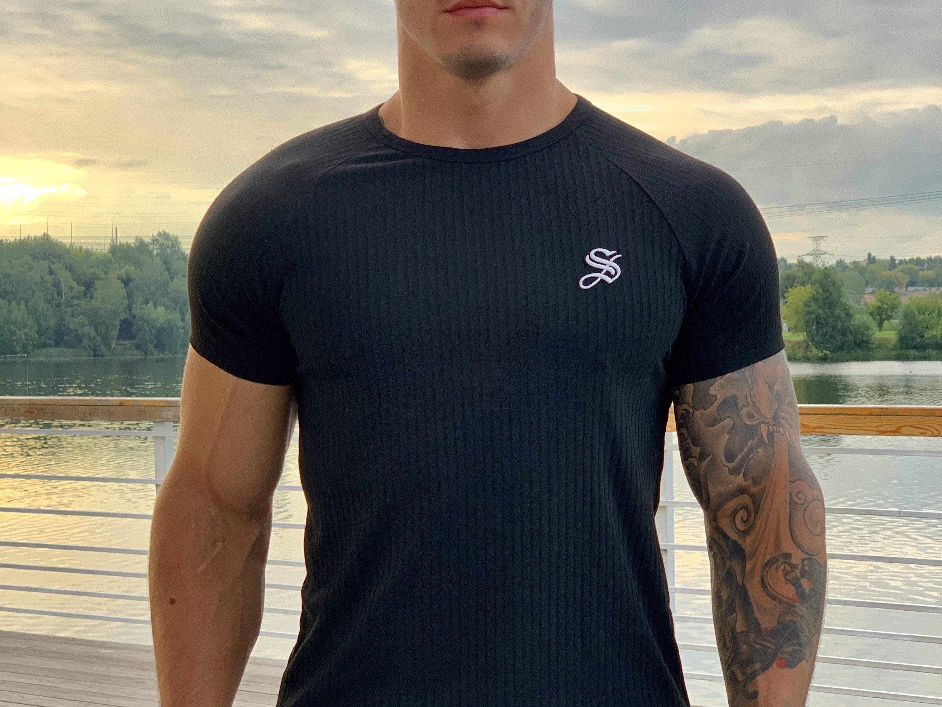 Half Base - Black T-shirt for Men (PRE-ORDER DISPATCH DATE 25 SEPTEMBER) - Sarman Fashion - Wholesale Clothing Fashion Brand for Men from Canada