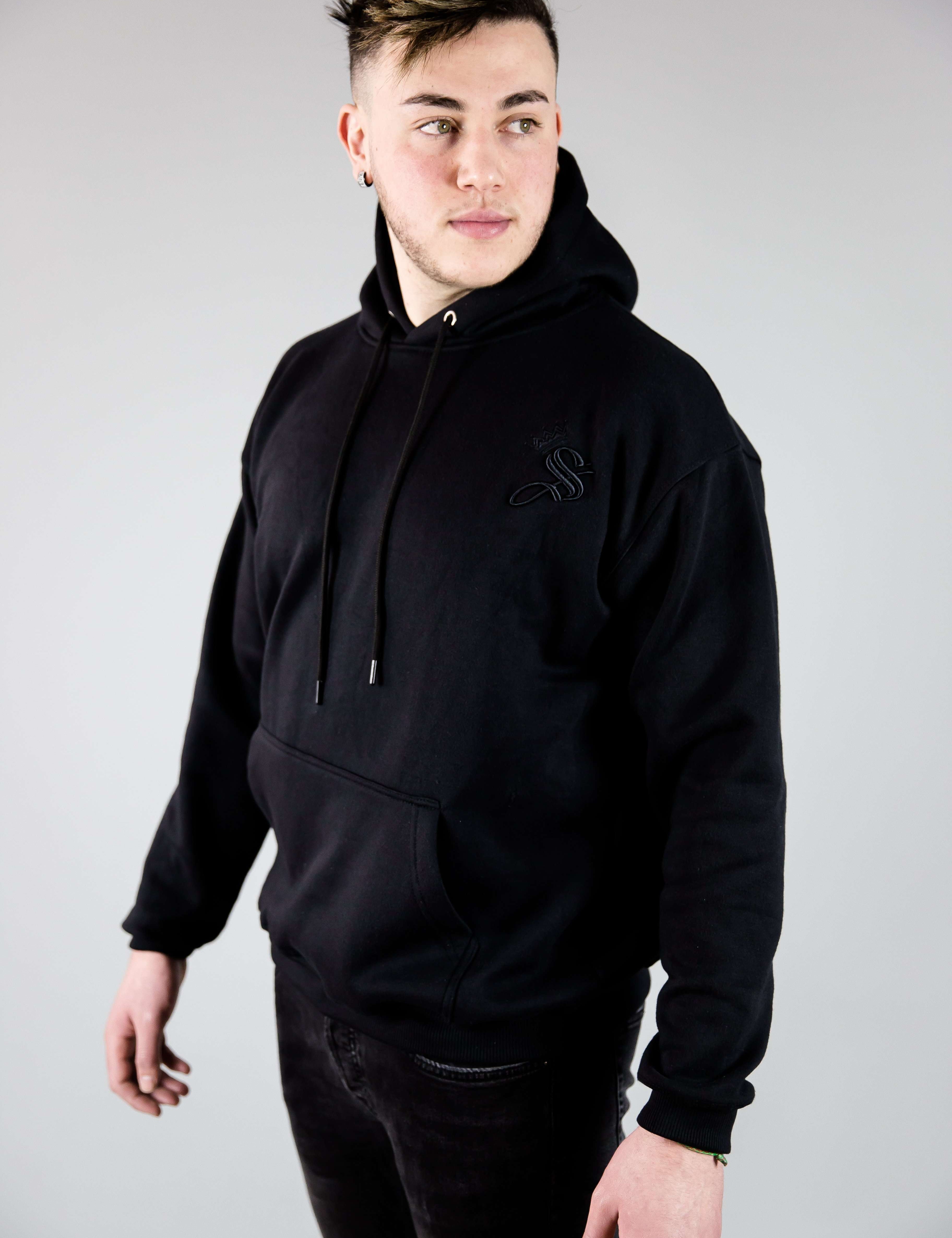 "Untouchable" - Sarman Fashion