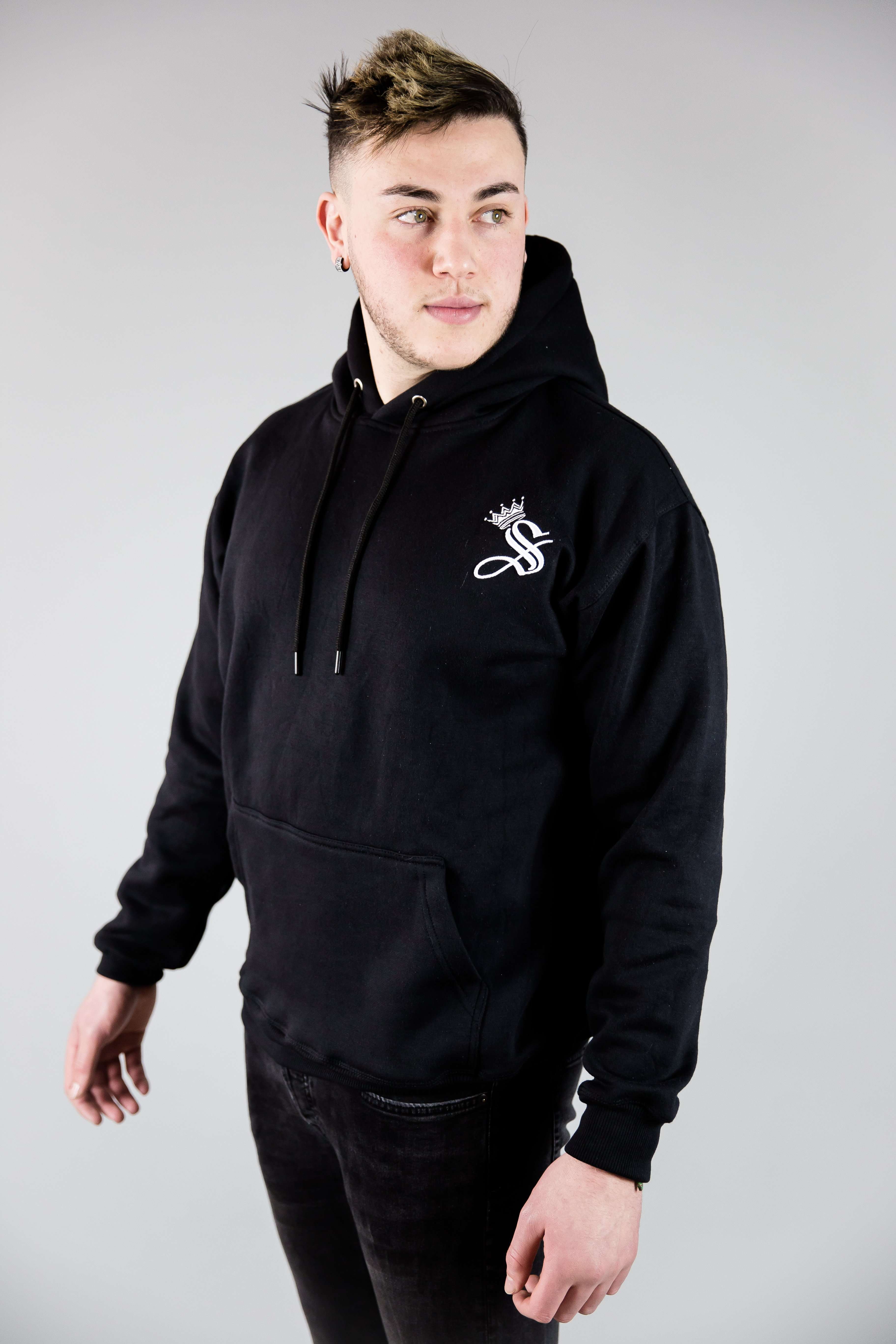 "Untouchable" - Sarman Fashion