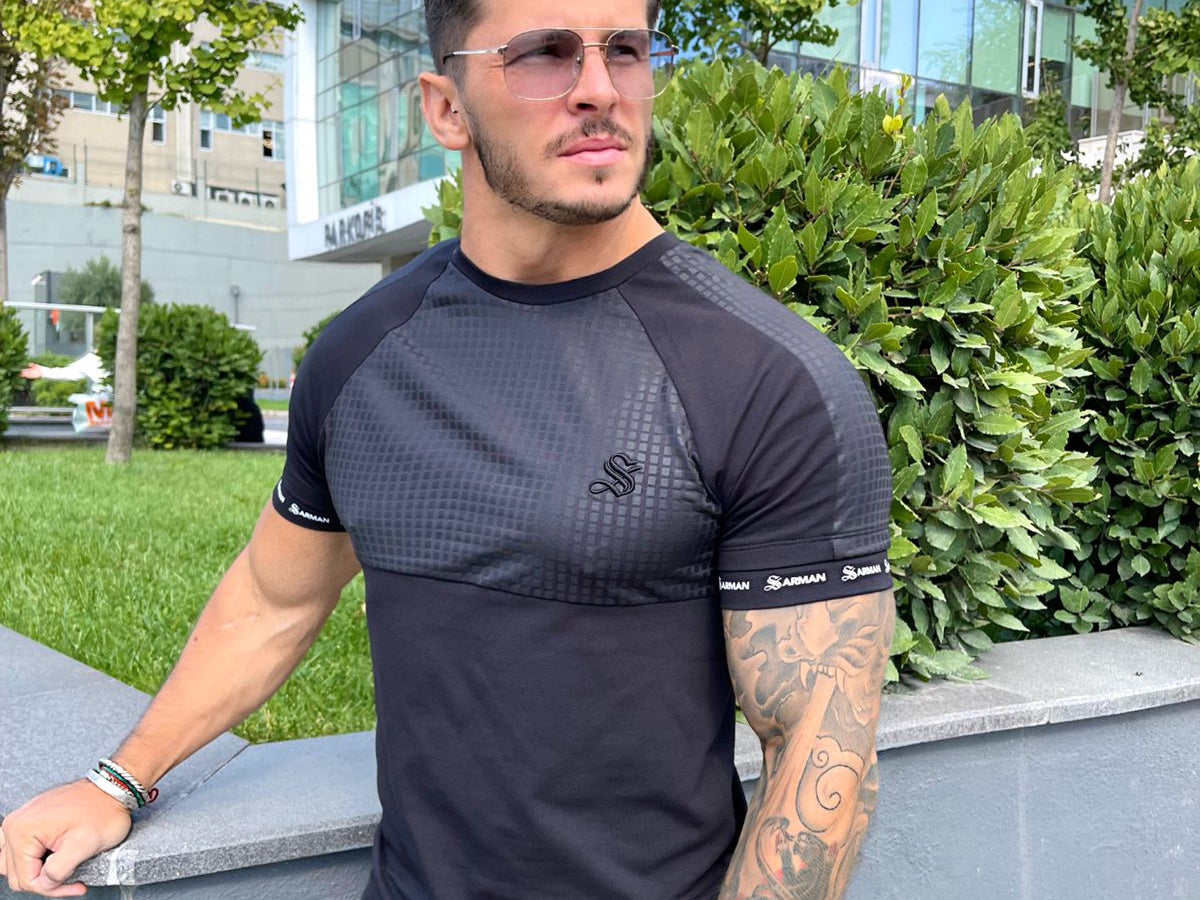 Voltabar - Black T-Shirt for Men (PRE-ORDER DISPATCH DATE 25 DECEMBER 2021) - Sarman Fashion - Wholesale Clothing Fashion Brand for Men from Canada